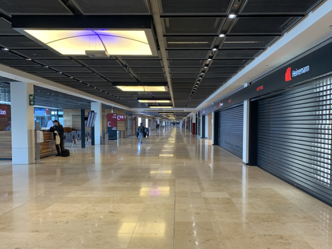 Berlin-Brandenburg Airport corridor