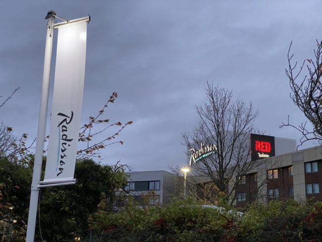 Radisson Heathrow Hotel exterior