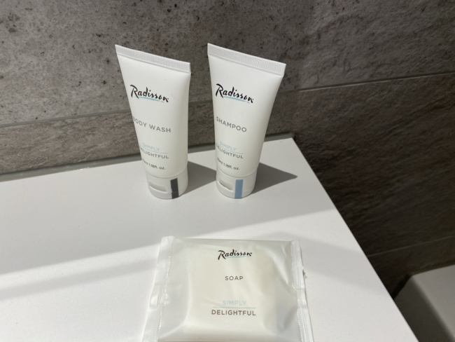 Radisson Heathrow Hotel toiletries