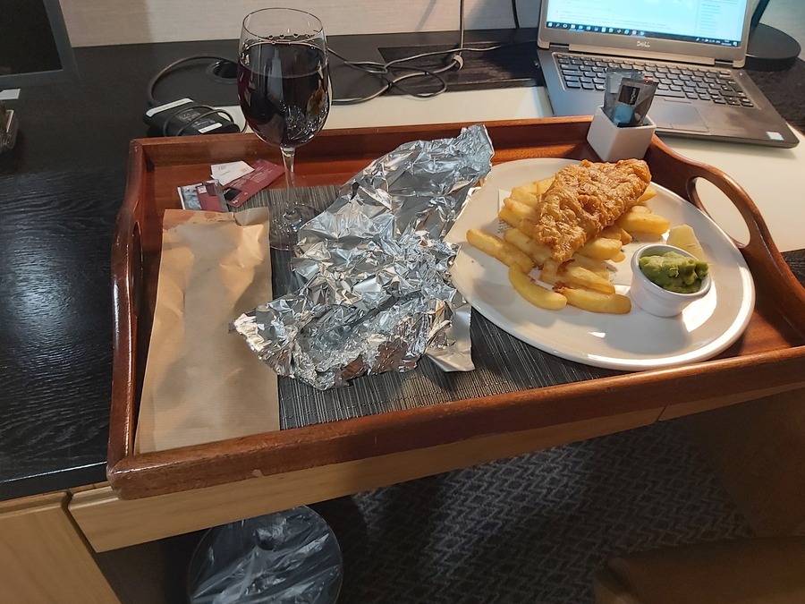 DoubleTree Manchester Airport room service