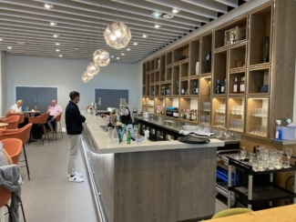 Manchester Airport T2 Escape lounge bar