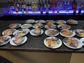Aspire lounge Newcastle croissans