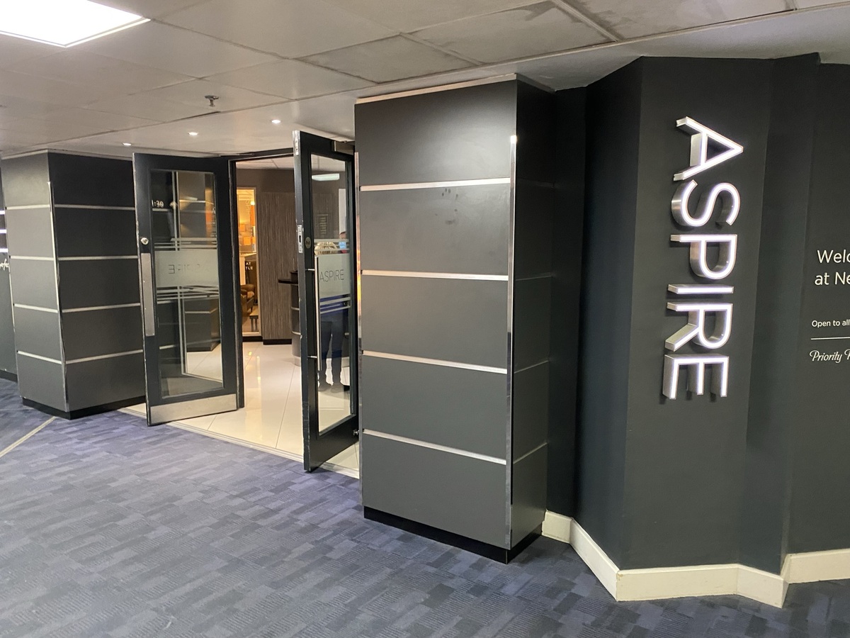 Aspire lounge Newcastle entrance