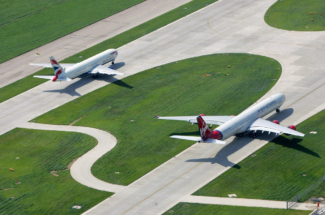 BA and Virgin taxxing at Heathrow
