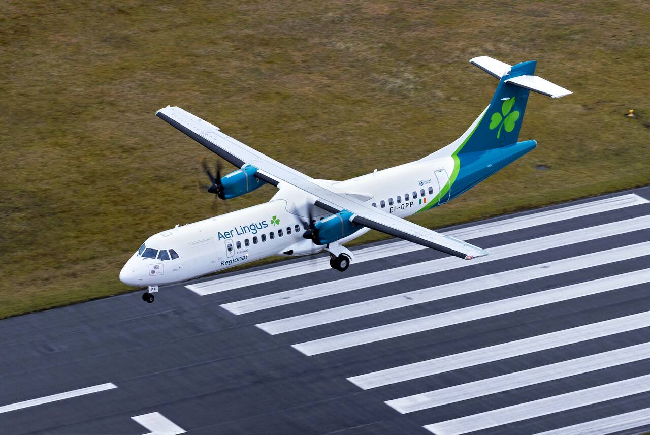 Where does Emerald Airlines fly>