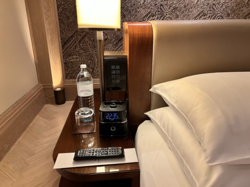 Park Hyatt Vienna bedside