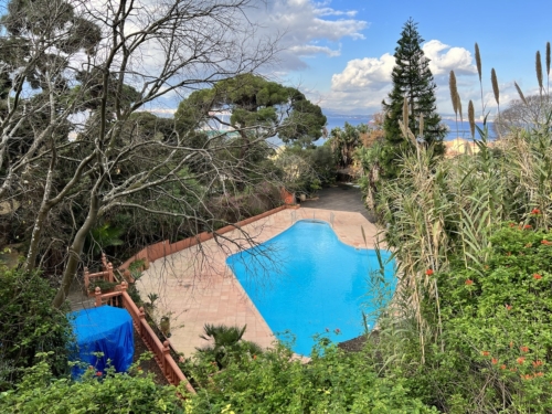 Gibraltar Rock Hotel pool