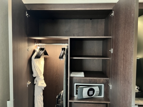 Westin London City wardrobe