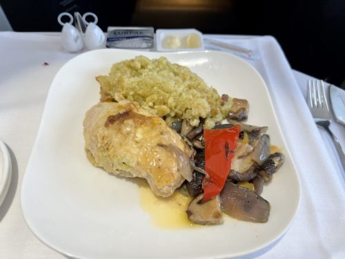 Aer Lingus A330 business class chicken