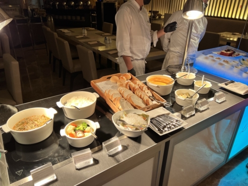 Le Meridien Chiang Mai club buffet 2