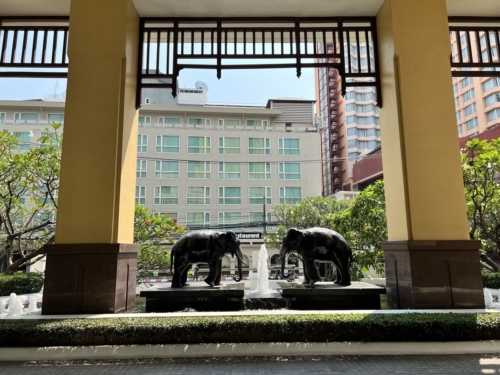 Le Meridien Chiang Mai elephants