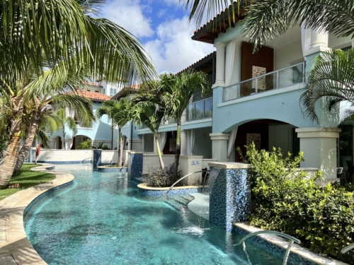 Sandals Royal Barbados swim up pool