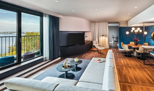Le Meridien Hamburg Lake Suite