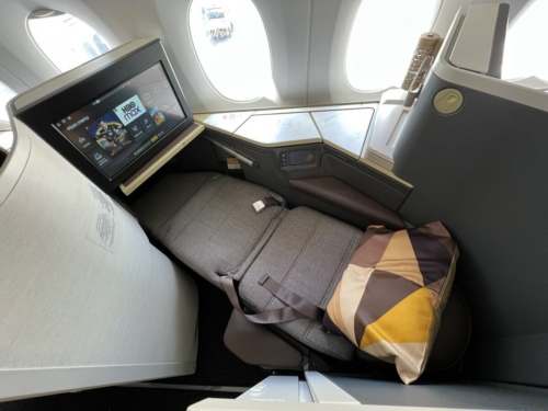 Etihad A350 business studio bed