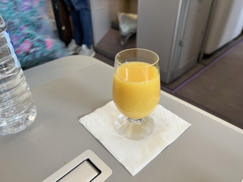 Malaysia Airlines A350 boarding drink business class