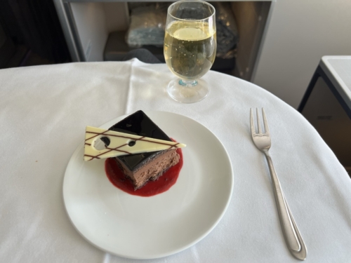 Malaysia Airlines A350 business class dessert