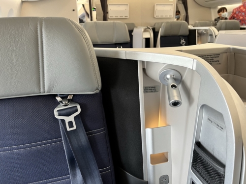 Malaysia Airlines A350 business class seatbelt