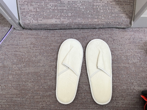 Malaysia Airlines A350 slippers business class