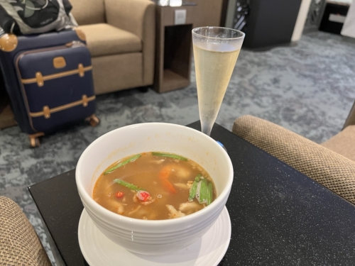 Malaysia Airlines Golden Lounge Sattelite noodle soup