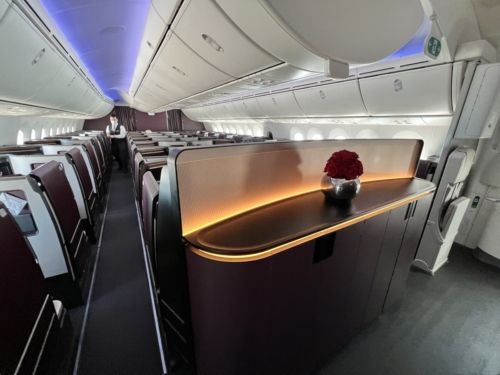 Qatar Airways 787-9 business class cabin