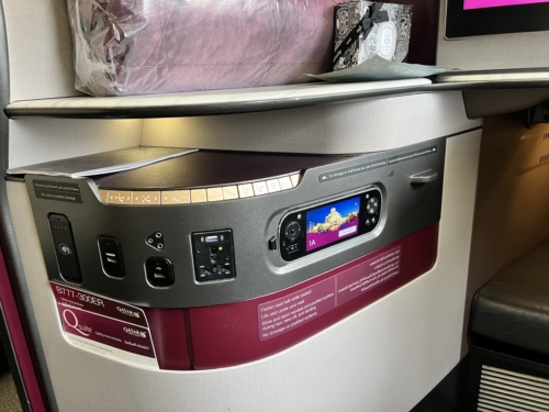 Qatar Airways Qsuite connectivity