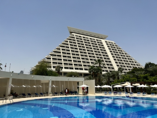 Sheraton Grand Doha pool