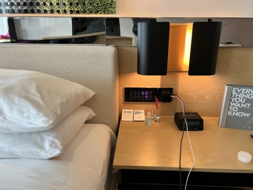 W hotel Kuala Lumpur bedside