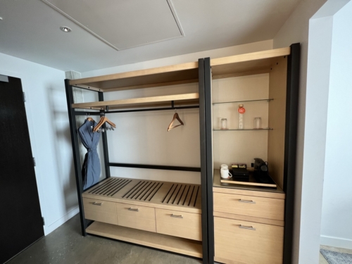 Canopy Austin open wardrobe