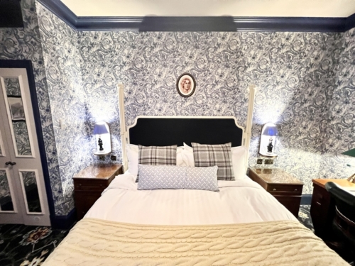 Randolph Hotel Oxford bed