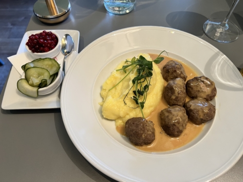 Hotel Reisen meatballs