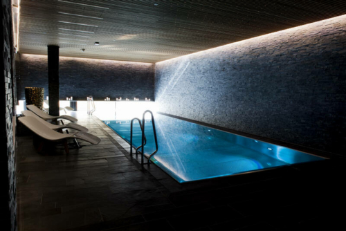 Review: The Thief hotel, Oslo pool