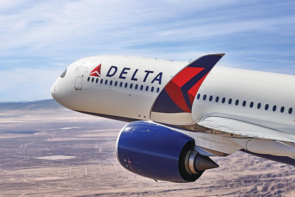 How can you earn Delta Air Lines SkyMiles from UK credit cards?