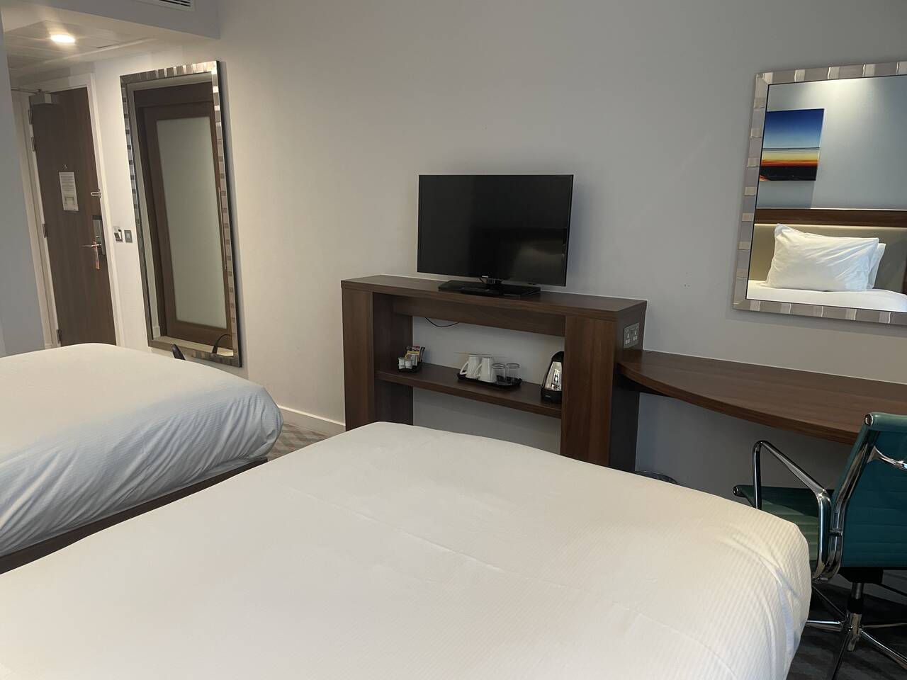 Hampton Stansted Airport hotel review