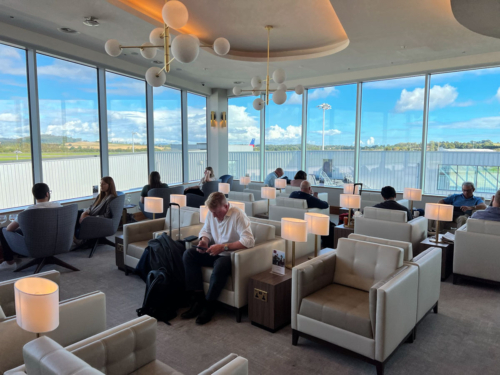 Review Plaza Premium Lounge Edinburgh Airport seating