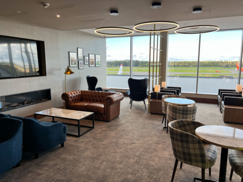 Review Plaza Premium Lounge Edinburgh Airport VIP room