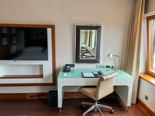 Sheraton Grand Edinburgh desk