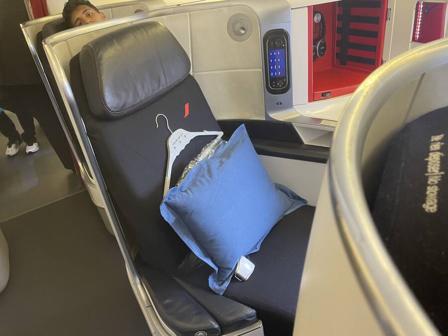 Review Air France business class Boeing 777-300ER