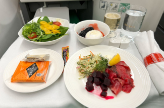 Ethiopian Airlines Cloud 9 A350 food