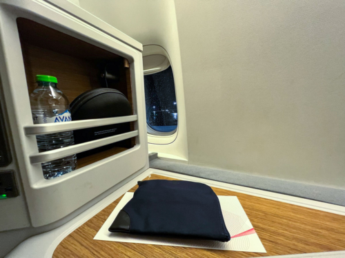 Review: American Airlines Flagship business class on a Boeing 777-300ER