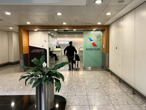 American Airlines First Class lounge at London Heathrow Terminal 3