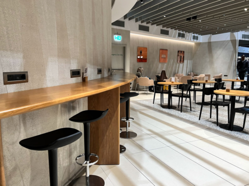 Review British Airways lounge at Rome Fiumicino Airport