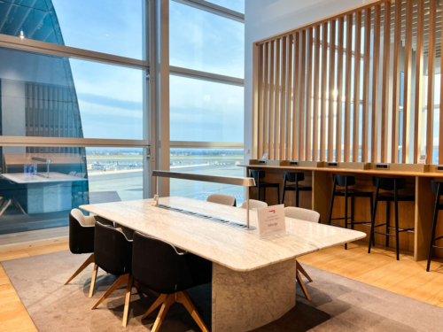 Review British Airways lounge at Rome Fiumicino Airport