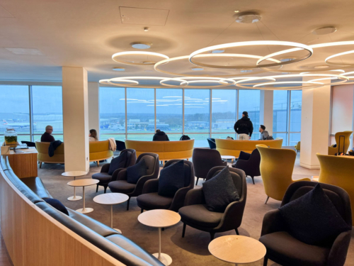 Review Plaza Premium lounge in London Gatwick's North Terminal