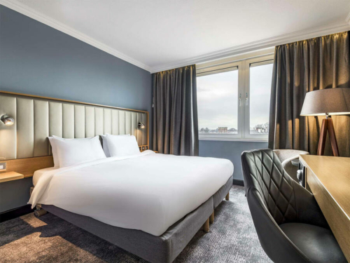 Radisson York hotel opens