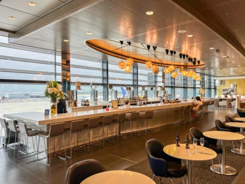 Review: the United Club lounge at London Heathrow Terminal 2