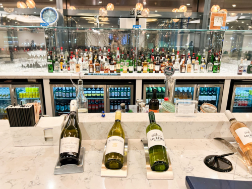 Review: the United Club lounge at London Heathrow Terminal 2