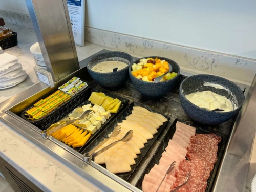 Review: the United Airlines Global Services lounge at Heathrow Terminal 2