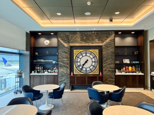United AIrlines Global Services lounge Heathrow