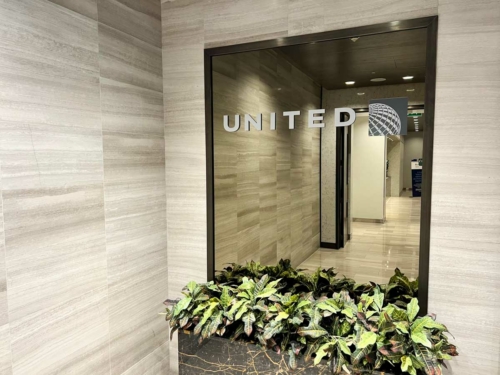 Review: the United Airlines Global Services lounge at Heathrow Terminal 2