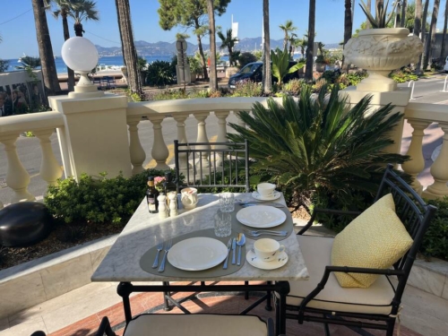 Riviera restaurant Carlton Cannes